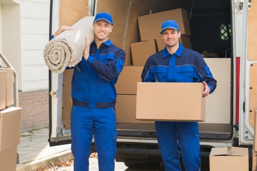 Removal van service for Westkensington moving day